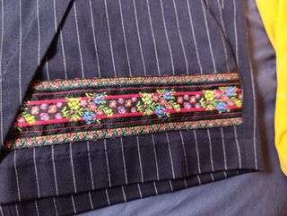 Falda primavera desigual nueva