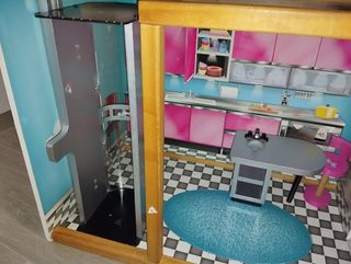 Casita de muñecas madera