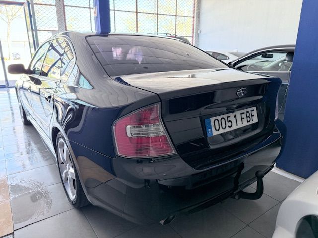 Subaru Legacy Sedan 2.5i 2005, foto 4