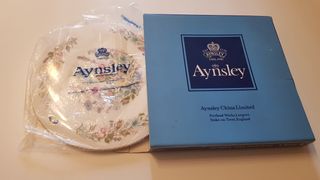 Centrotavola in porcellana Aynsley 1775