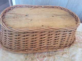 Cesta de mimbre trenzada francesa