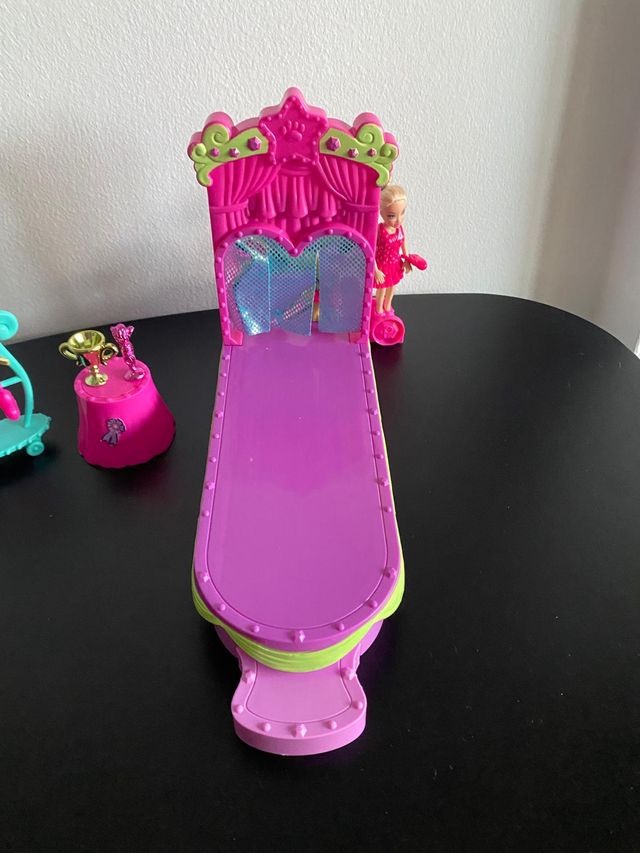 Pasarela de mascotas de Polly Pocket (2007)
