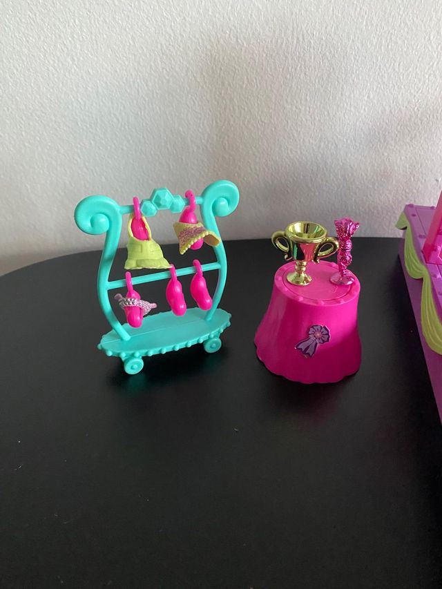 Pasarela de mascotas de Polly Pocket (2007)