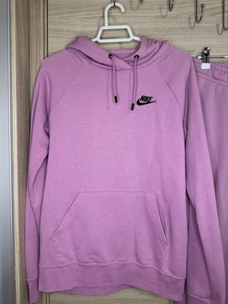 Chandal nike lila 