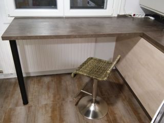 TABURETES (2) DE COCINA  