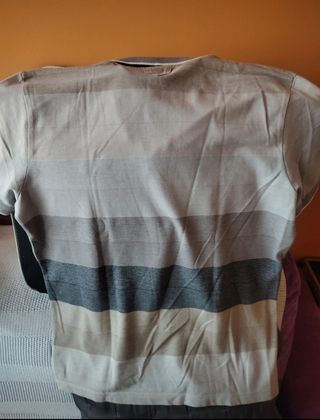 Polo Hugo Boss regular fit talla L.usado
