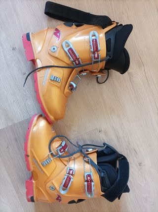 Botas travesía Nórdica TR12 28-28,5