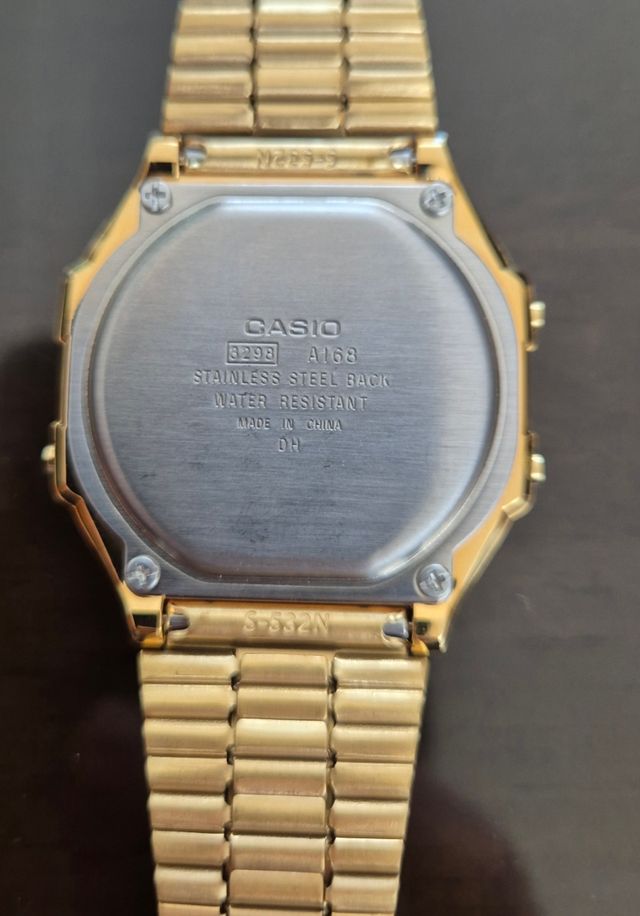 Reloj Casio dorado 3298 - A168