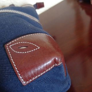 Bolso azul marino y cuero de GEORGES REC