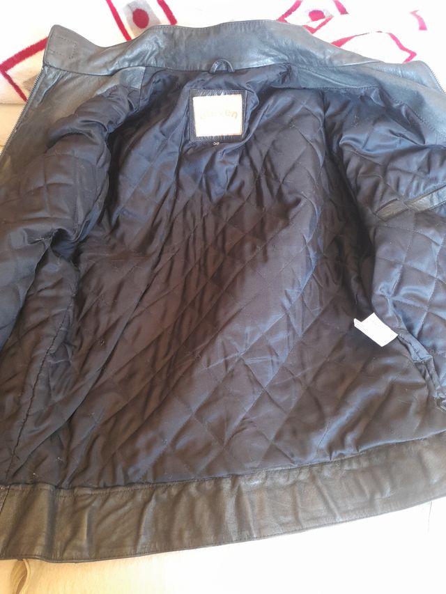 Cazadora de moto en piel