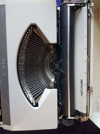 MAQUINA ESCRIBIR ROYAL MERCURY 1960