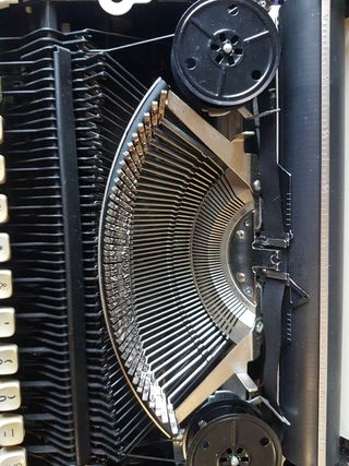 MAQUINA ESCRIBIR ROYAL MERCURY 1960