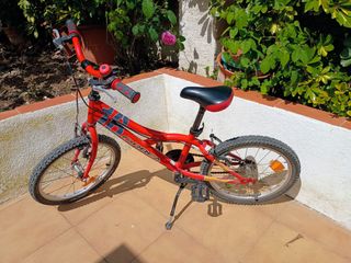 Bicicleta infantil.