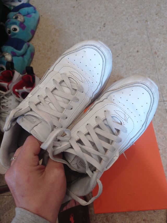 Zapatillas Puma blancas