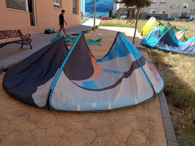 Cometa de Kitesurf Mutiny 12 metros.