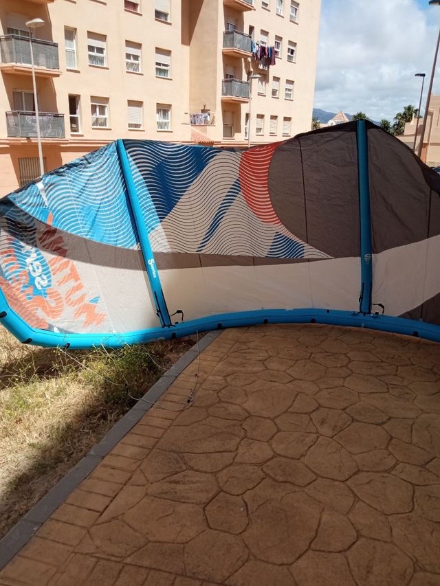 Cometa de Kitesurf Mutiny 12 metros.