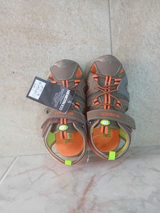Sandalias de niño 