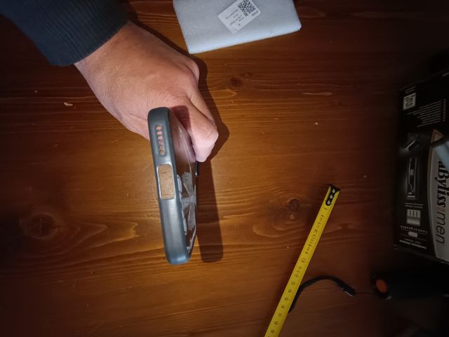 Funda teléfono móvil esqueleto