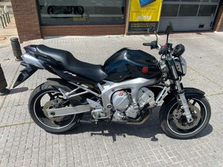 Se vende Yamaha FZ6