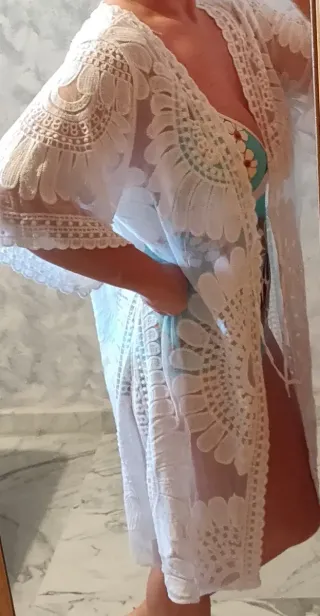 kimono/caftan de tul y bordados blanco
