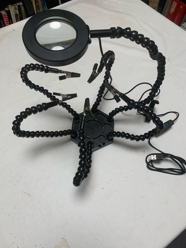 Pulpo lupa y soporte para soldar