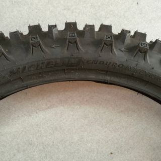 Neumaticos Michelin Enduro medium 