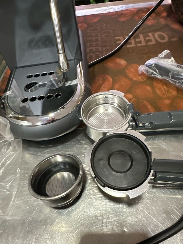 Maquina para cafe con deposito de agua