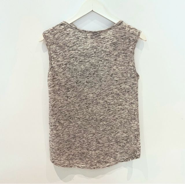 Camiseta tachuelas Zara