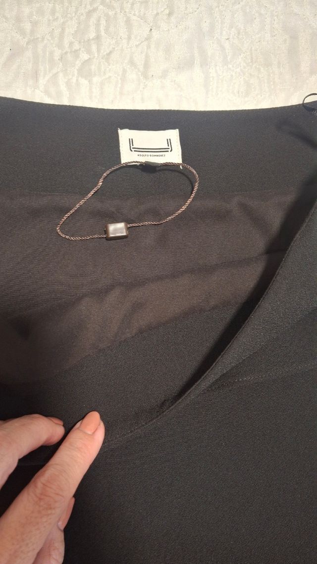 Minifalda negra Adolfo Domínguez nueva