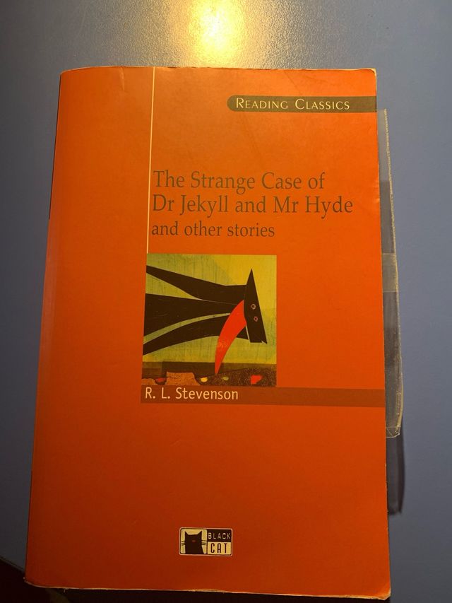 Strange Case of Dr Jekyll & MR Hyde+cd (Reading...