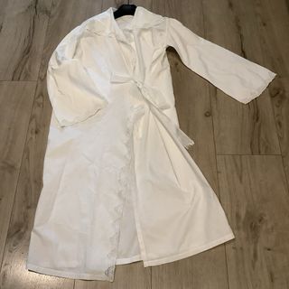 Vestaglia bianca cotone e pizzo