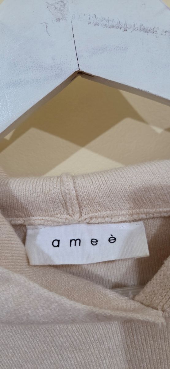 Jersey talla única, Amee