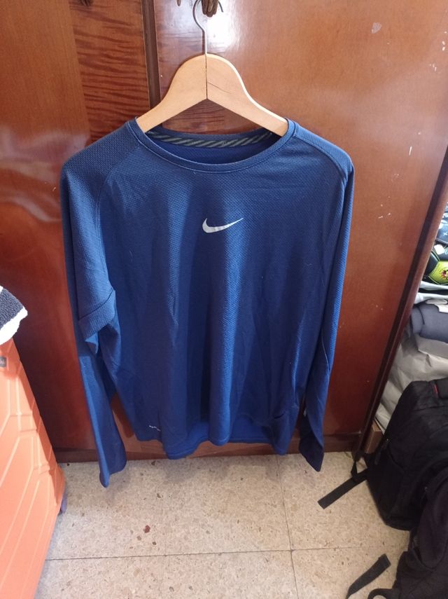 Camiseta Nike manga larga