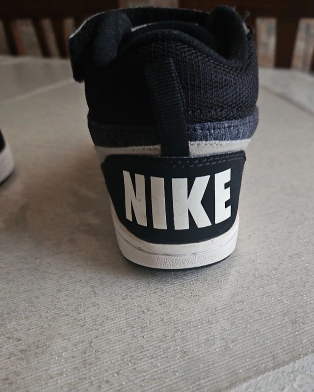 Scarpe nike bimbo numero 29