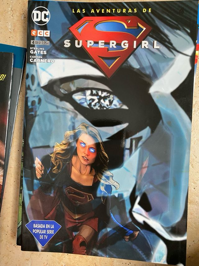 Supergirl. 7 cómics.