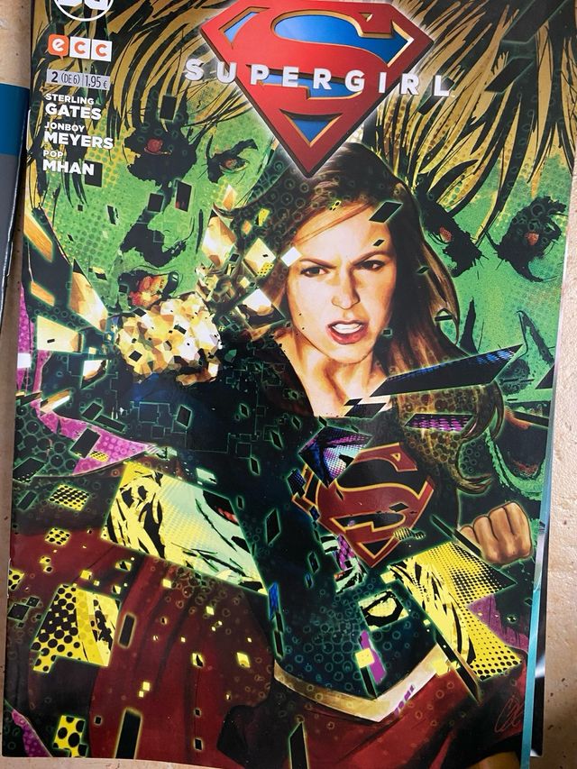 Supergirl. 7 cómics.