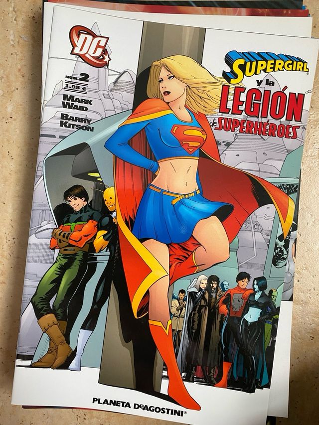 Supergirl. 7 cómics.