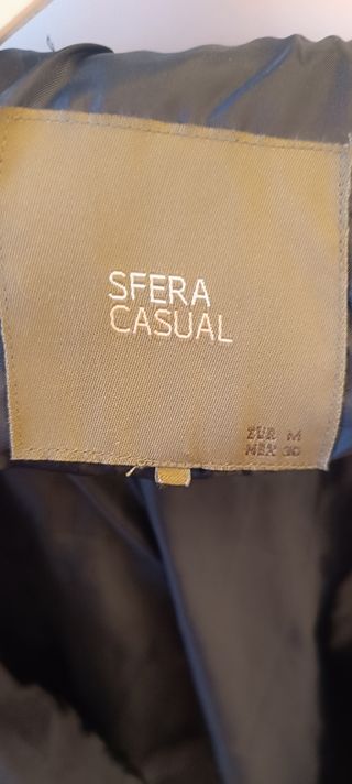 Gabardina Trench azul marino. 