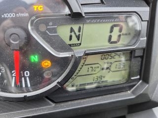 Suzuki vstron 650