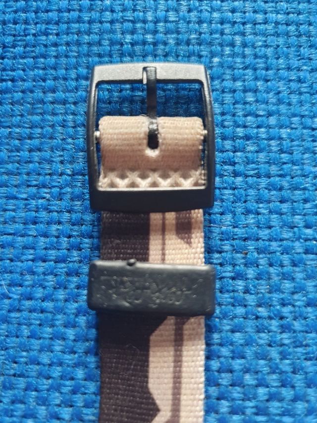 Flik Flak reloj Blanco y Negro Yin y Ya