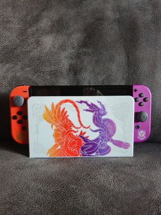 Switch OLED Pokémon Scarlatto e Violetta