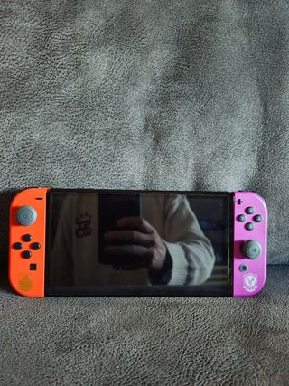 Switch OLED Pokémon Scarlatto e Violetta