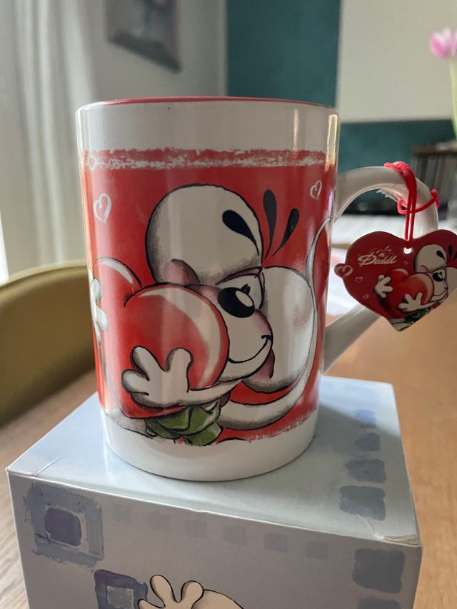 Tazza rossa Diddl dimensioni: altezza 9,5cmx6,5cm