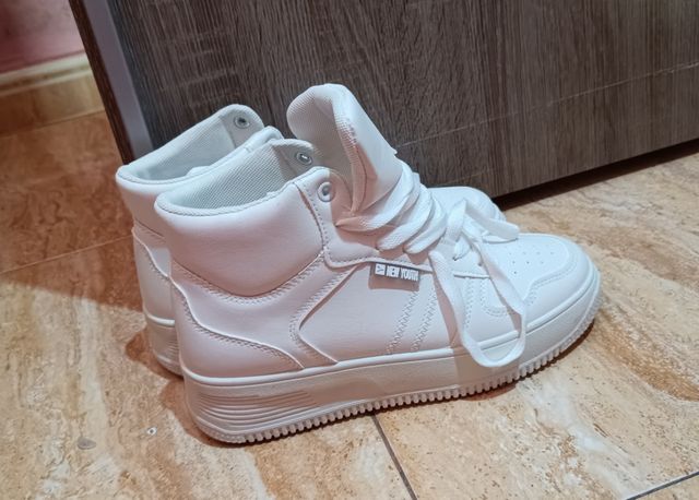 Zapatillas + plantillas de gel