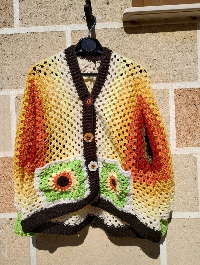 Cardigan handmade uncinetto girasoli