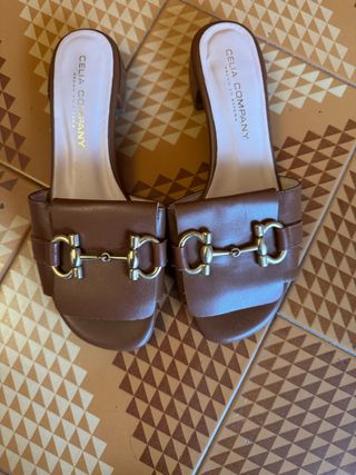 Sandalias / chanclas celia company