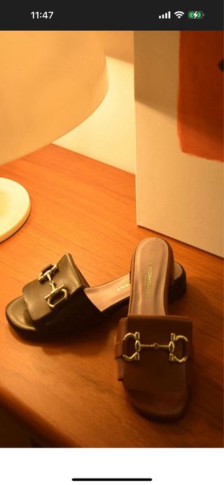 Sandalias / chanclas celia company