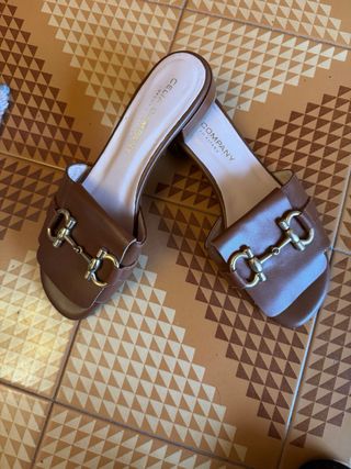 Sandalias / chanclas celia company
