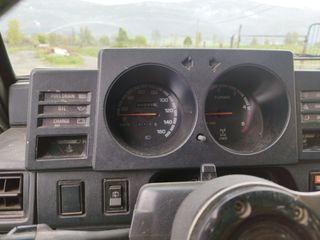 Daihatsu rocky 1987