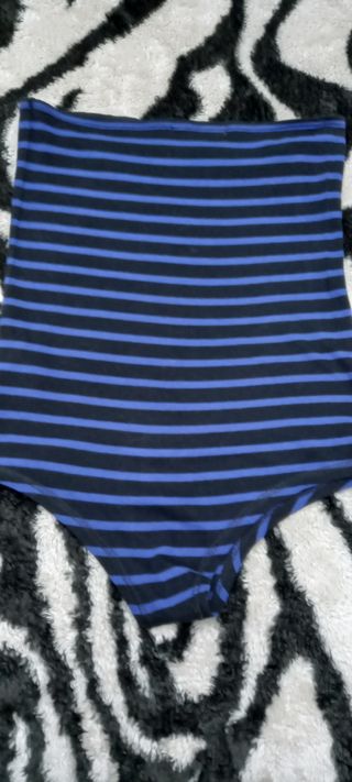 Body azul y negro de listas